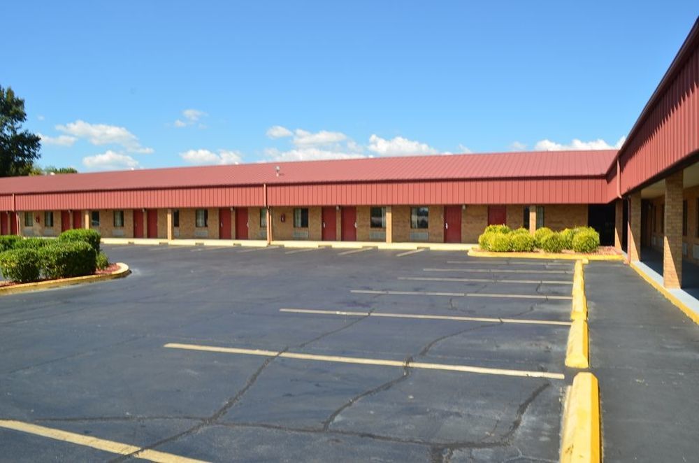 Americas Best Value Inn - Batesville Exterior foto
