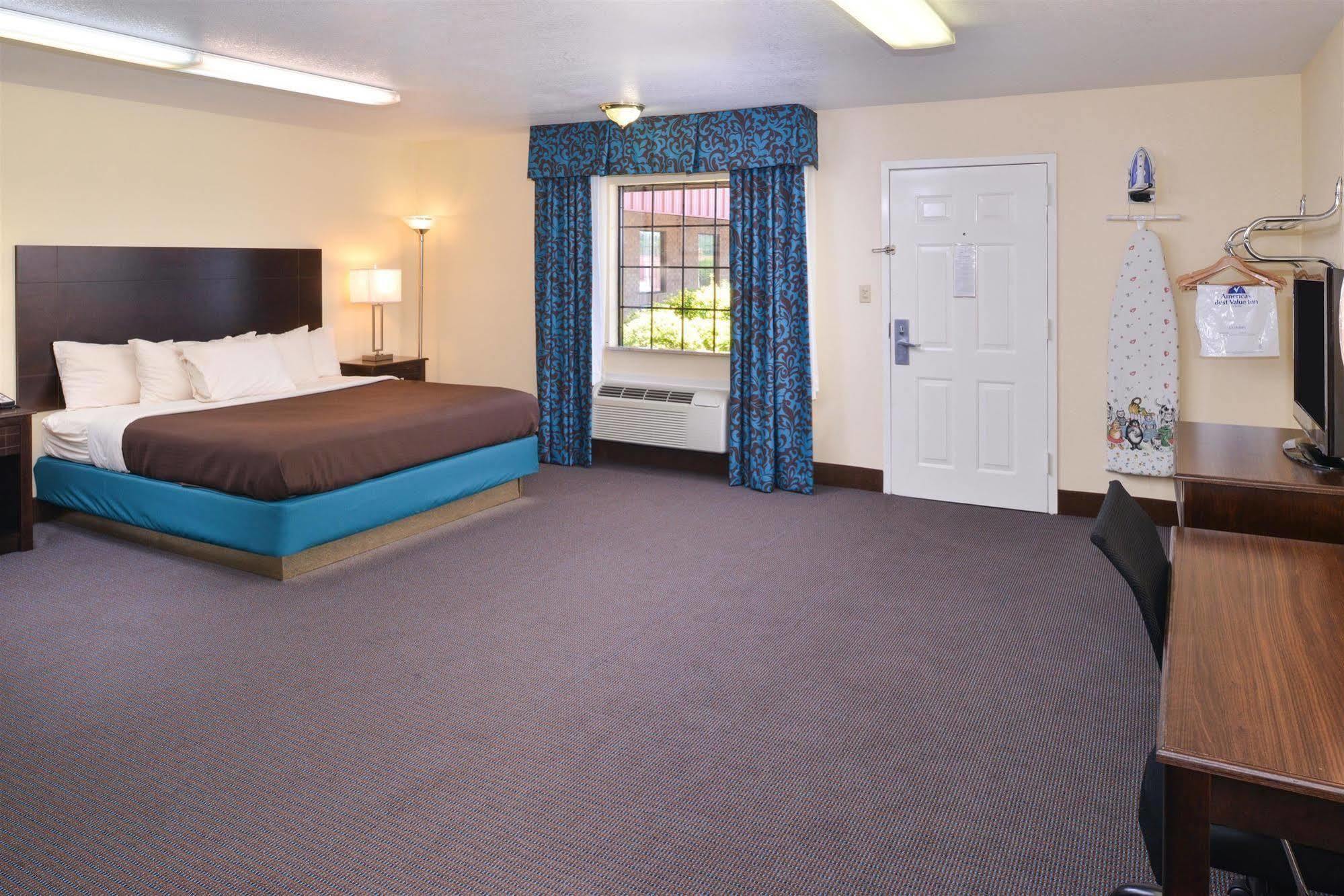 Americas Best Value Inn - Batesville Exterior foto